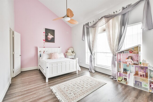 Building Photo - 4736 Post Oak Timber Dr