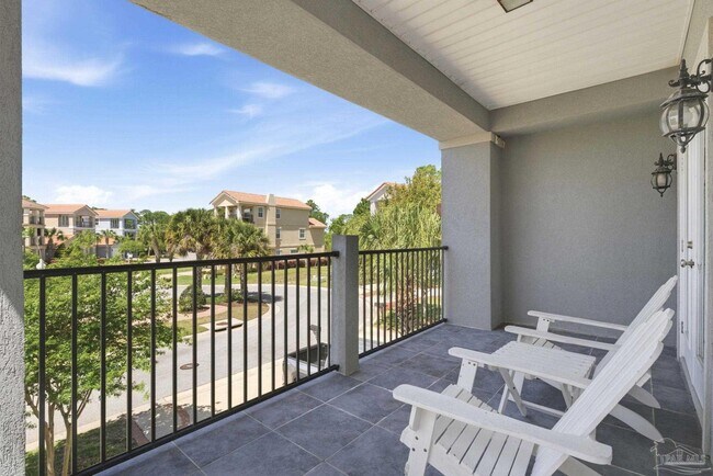 Building Photo - 7967 Double Gate Dr