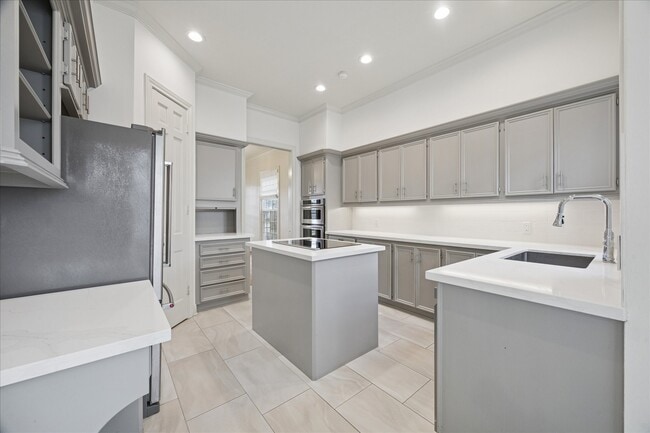 Building Photo - 4230 Byron St