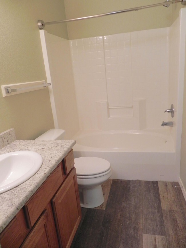 Building Photo - 1011 W 23rd St