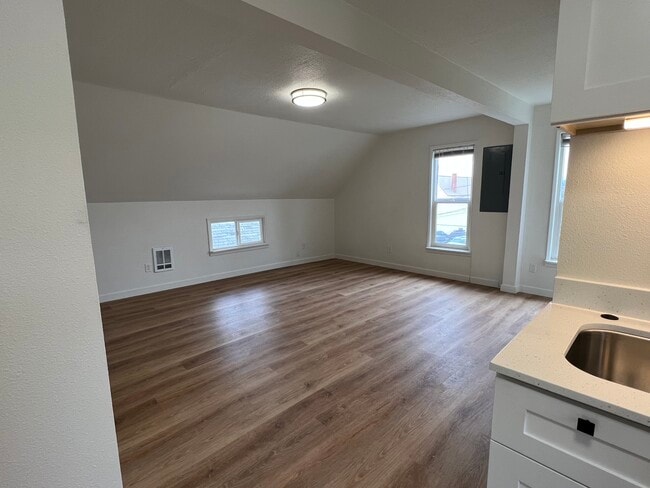 Living Room - 2509 Oakes Ave