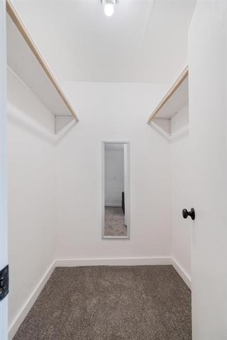 Building Photo - 660 16th NE