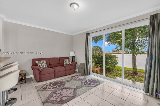Building Photo - 4015 SW 156th Ave