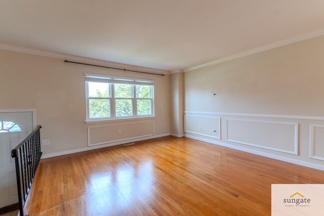 Building Photo - 5405 Moravia Rd