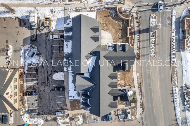 Building Photo - 768 S 1600 W