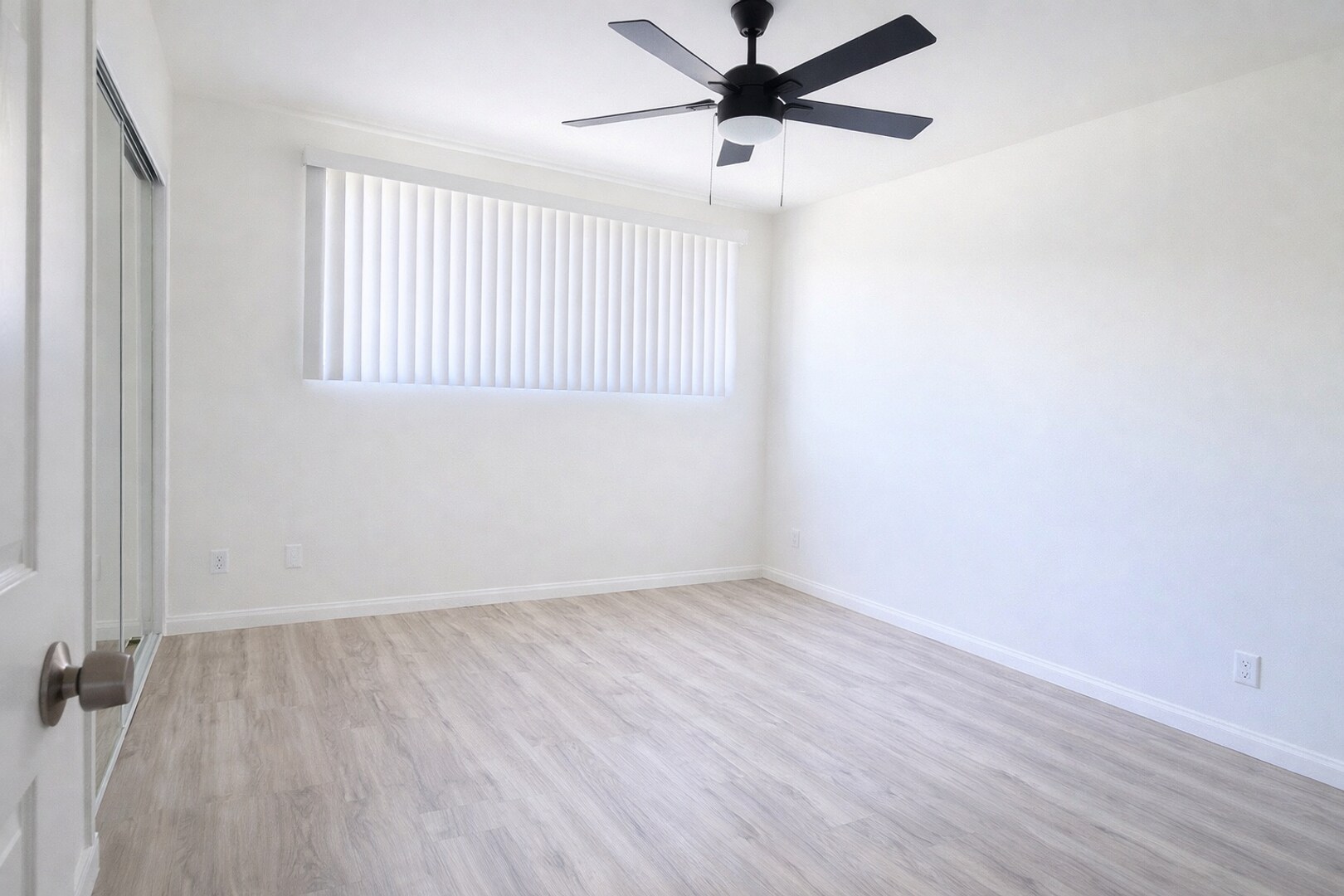 Building Photo - 6433 Shirley Ave