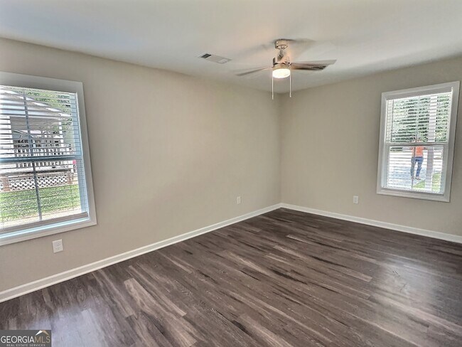 Building Photo - 24 Mill Stream Ct