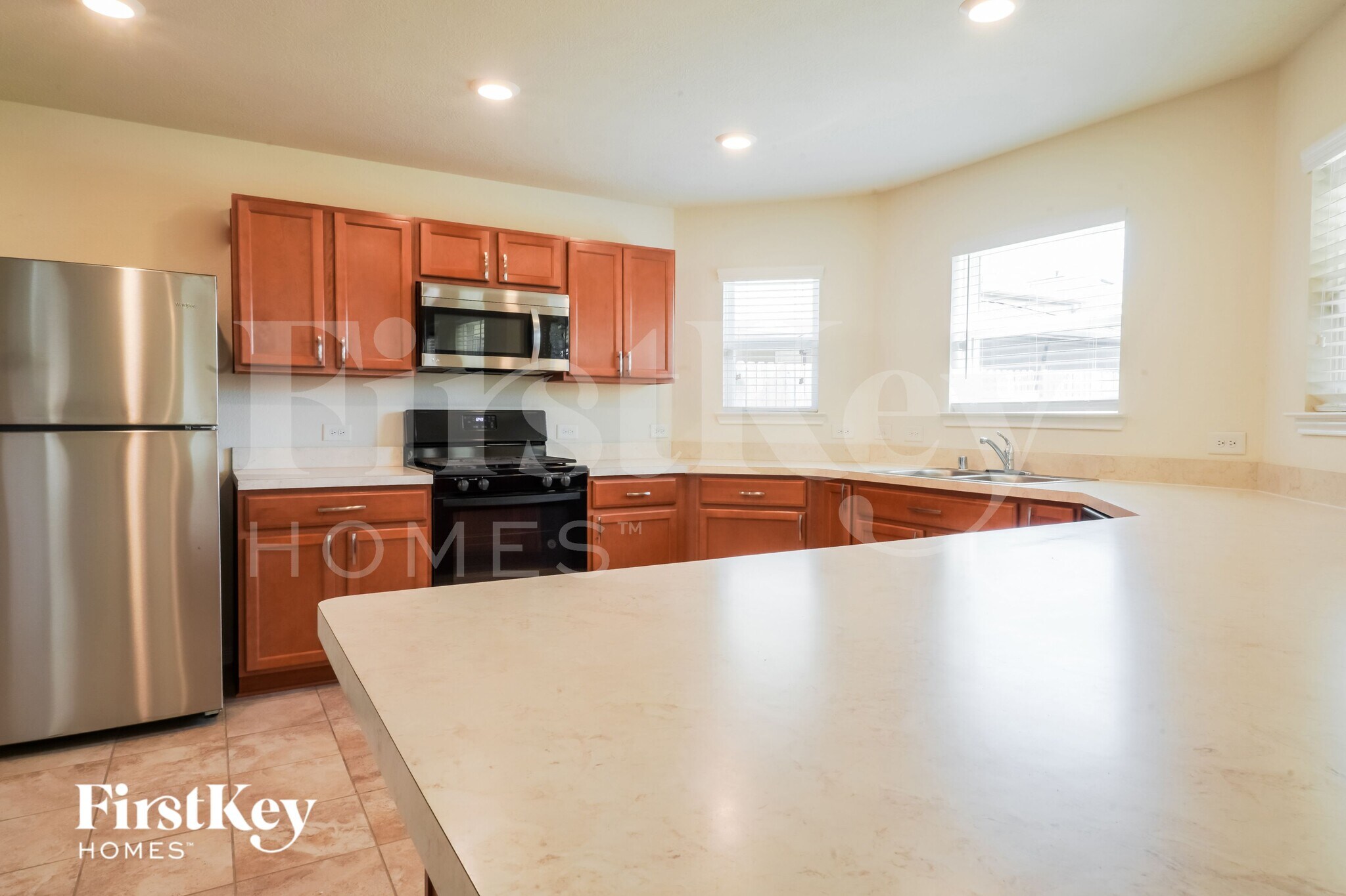 Building Photo - 16603 Live Oak Canyon Dr