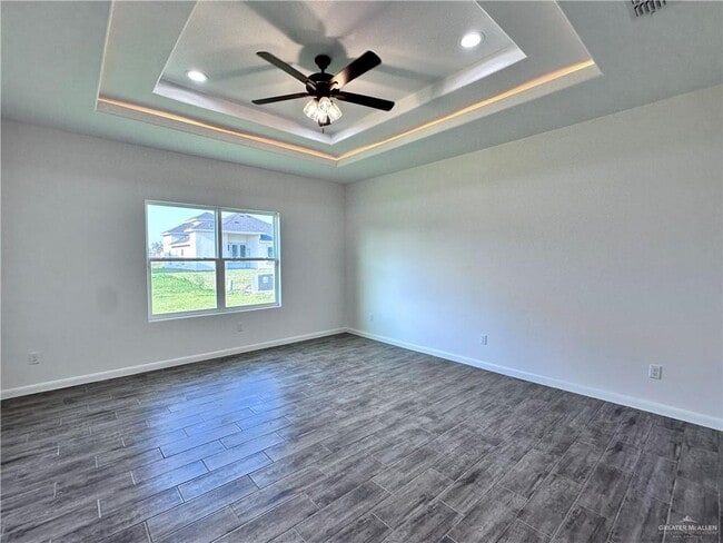 Building Photo - 1100 Azalea St