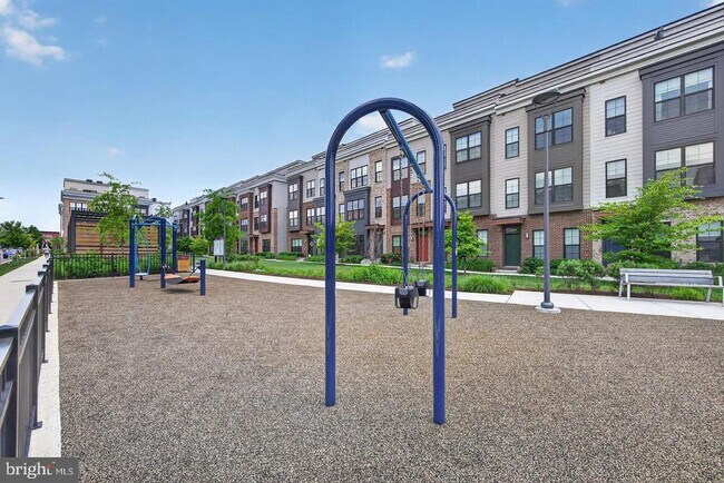 Building Photo - 7348 Blade Dr