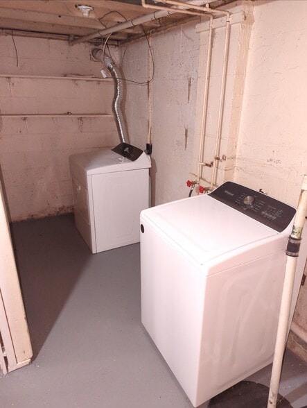 Washroom - 793 Wiltshire Rd
