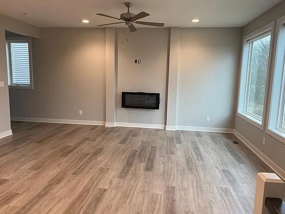 Building Photo - 5440 154th Ct