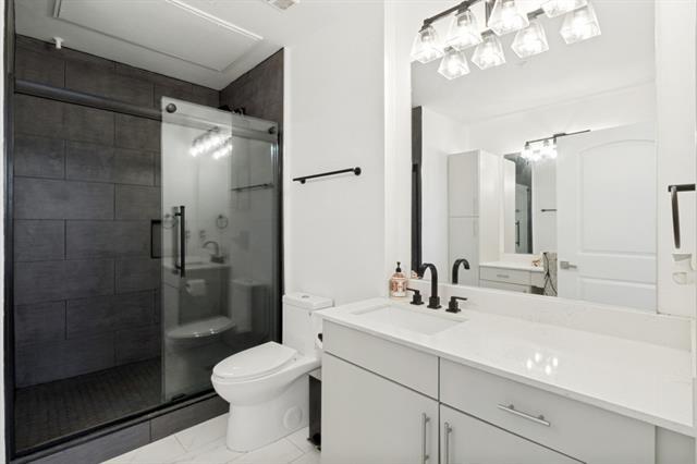 Building Photo - 3225 Turtle Creek Blvd