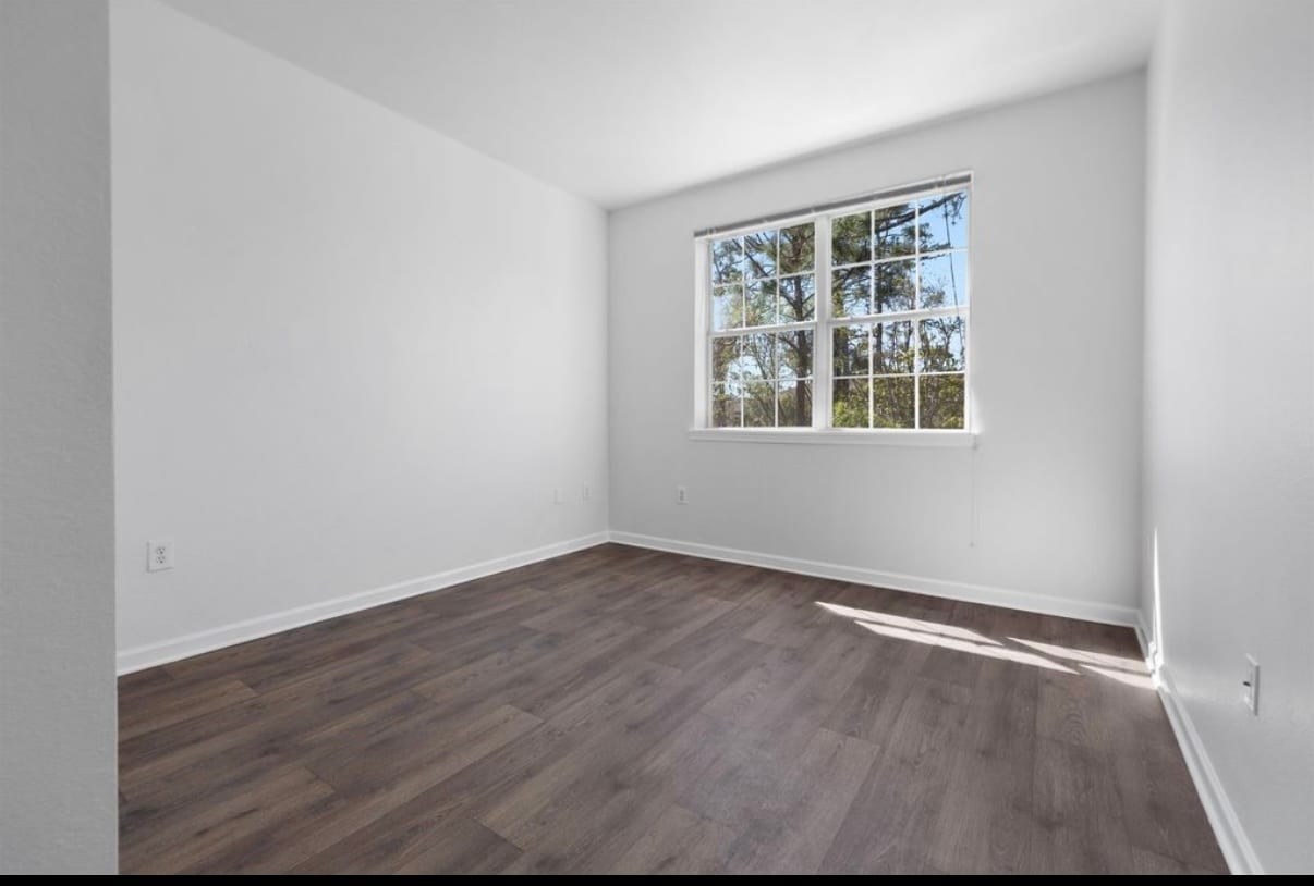 Building Photo - 405 S Villa San Marco Dr
