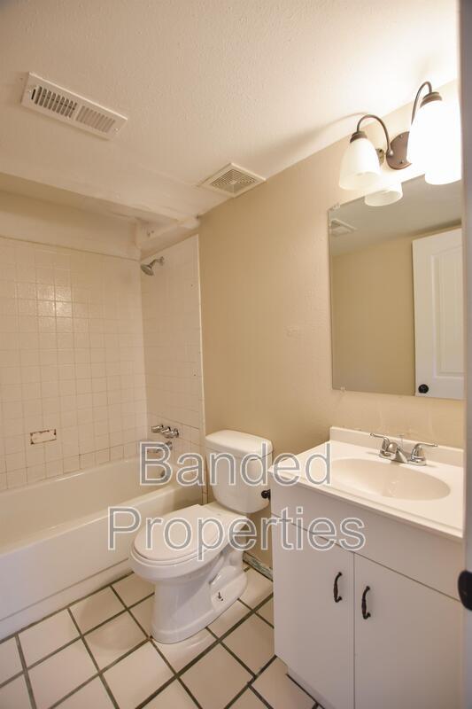 Building Photo - 5513 W Heath Cir