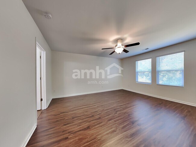 Building Photo - 110 Orion Way