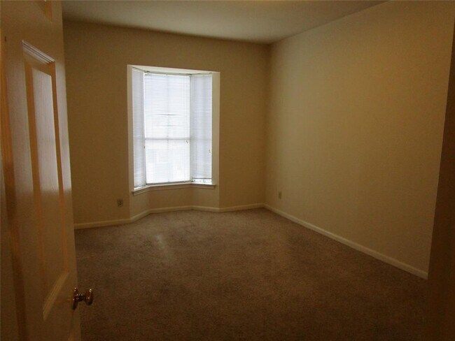 Building Photo - 2529 Rio Grande St