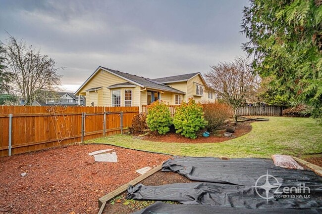 Building Photo - 4314 NE 126th St