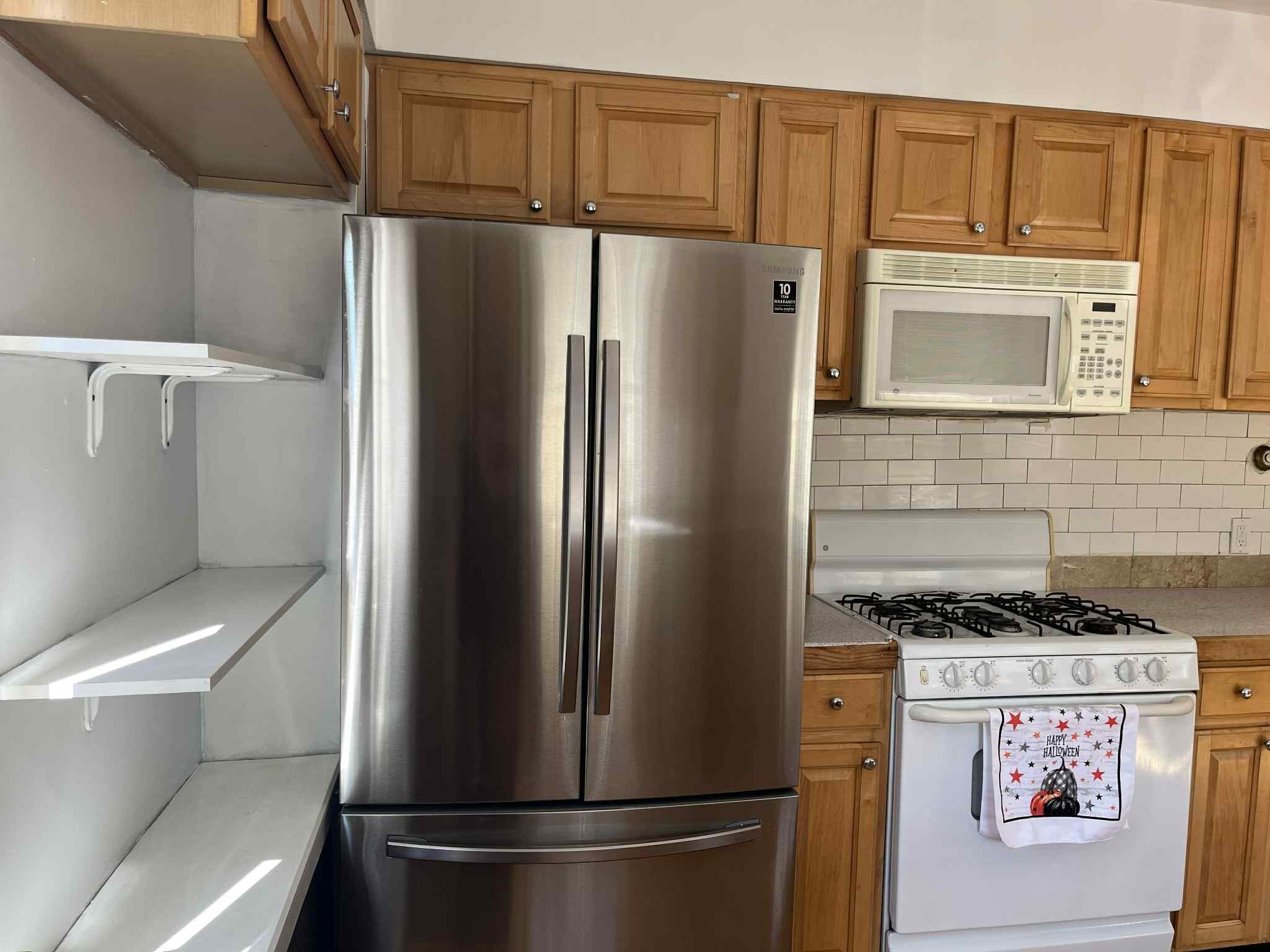 Kitchen - 1368 High Ave