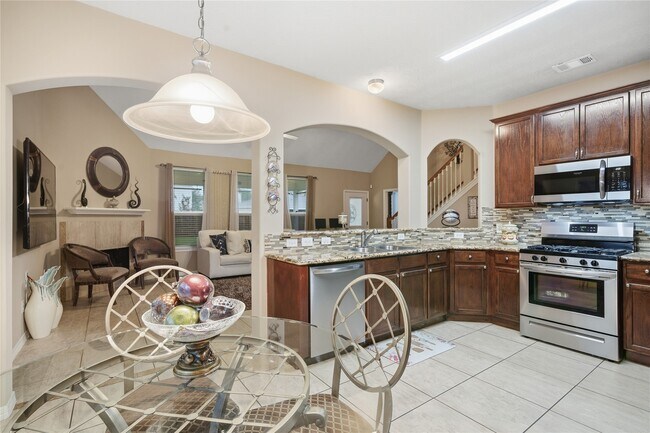 Building Photo - 5106 Westwood Pines Dr