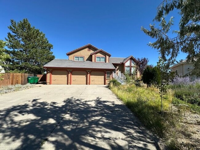 Building Photo - 2860 Brittania Ct