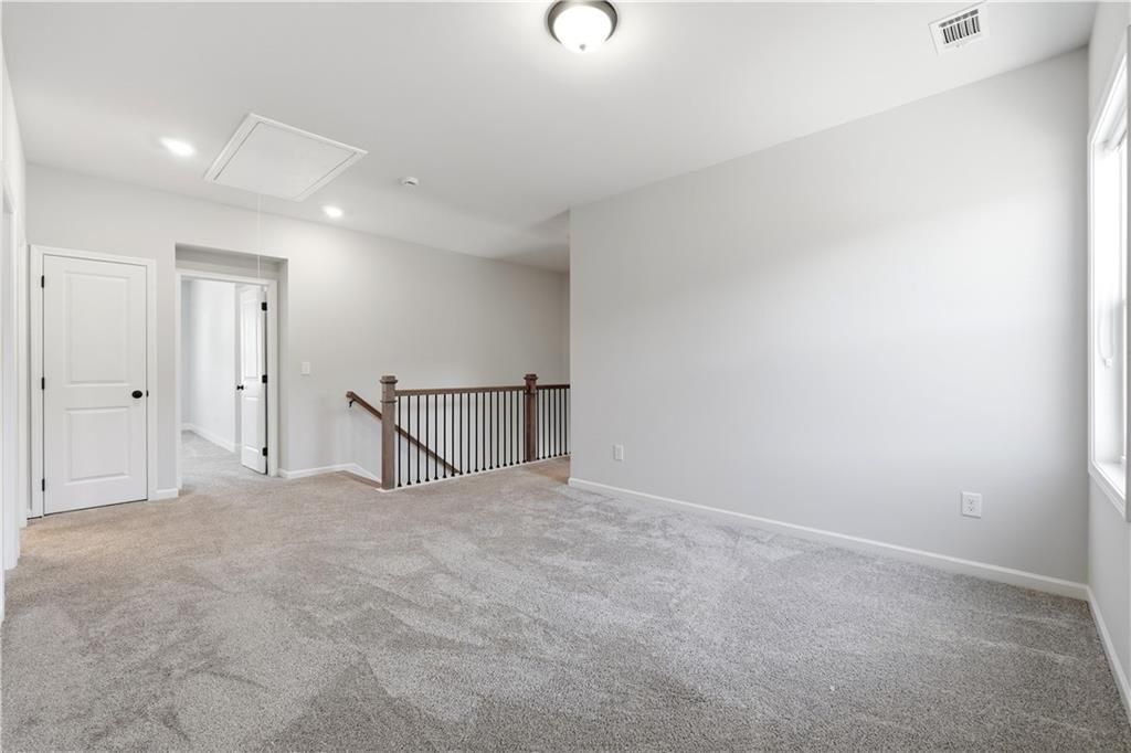 Building Photo - 176 Brant Cir
