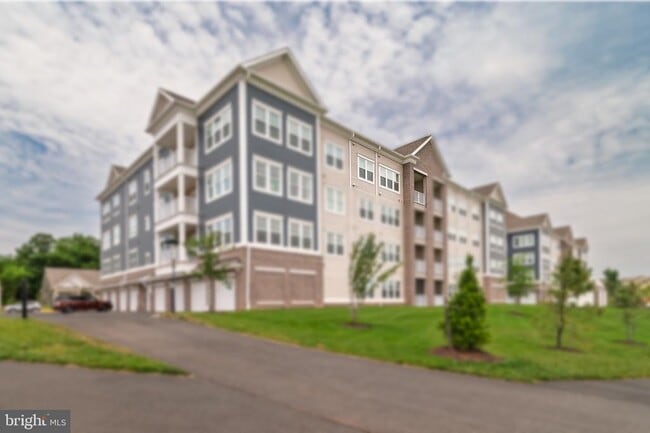 Building Photo - 21630 Hawksbill High Cir