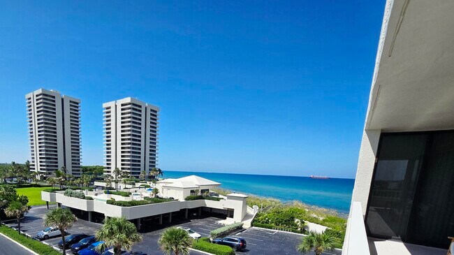 Building Photo - 5510 N Ocean Dr
