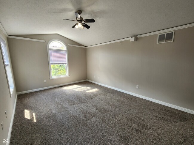 Building Photo - 1479 Autumn Oak St
