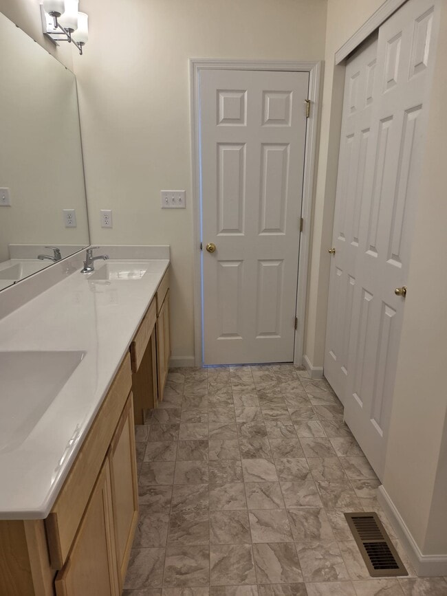 Building Photo - 103 Windrow Drive