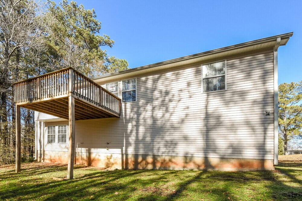 Building Photo - 6953 Cave Springs Rd