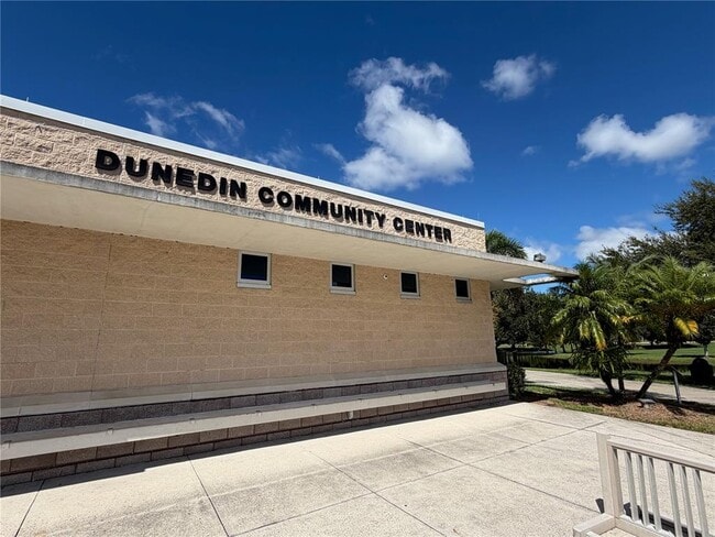 Building Photo - 946 Highland Ave