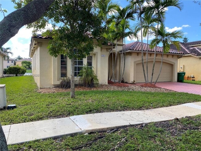 Building Photo - 12860 SW 51st St