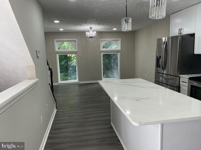 Building Photo - 13511 Ambassador Dr