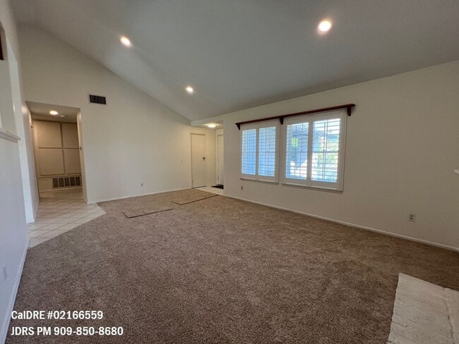 Building Photo - Rancho Cucamonga 3 Bedroom Home