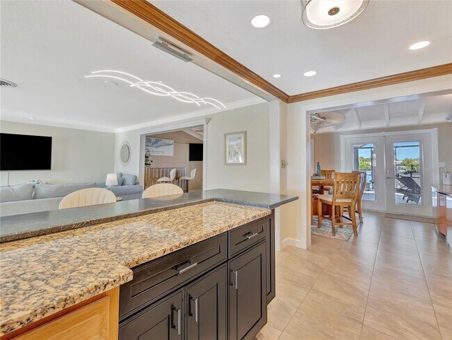 Building Photo - 10432 Sandpiper Rd W