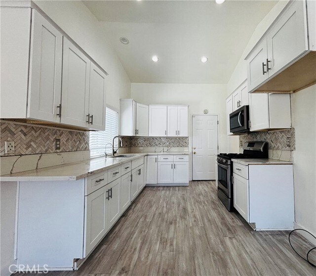 Building Photo - 14108 Travers Dr