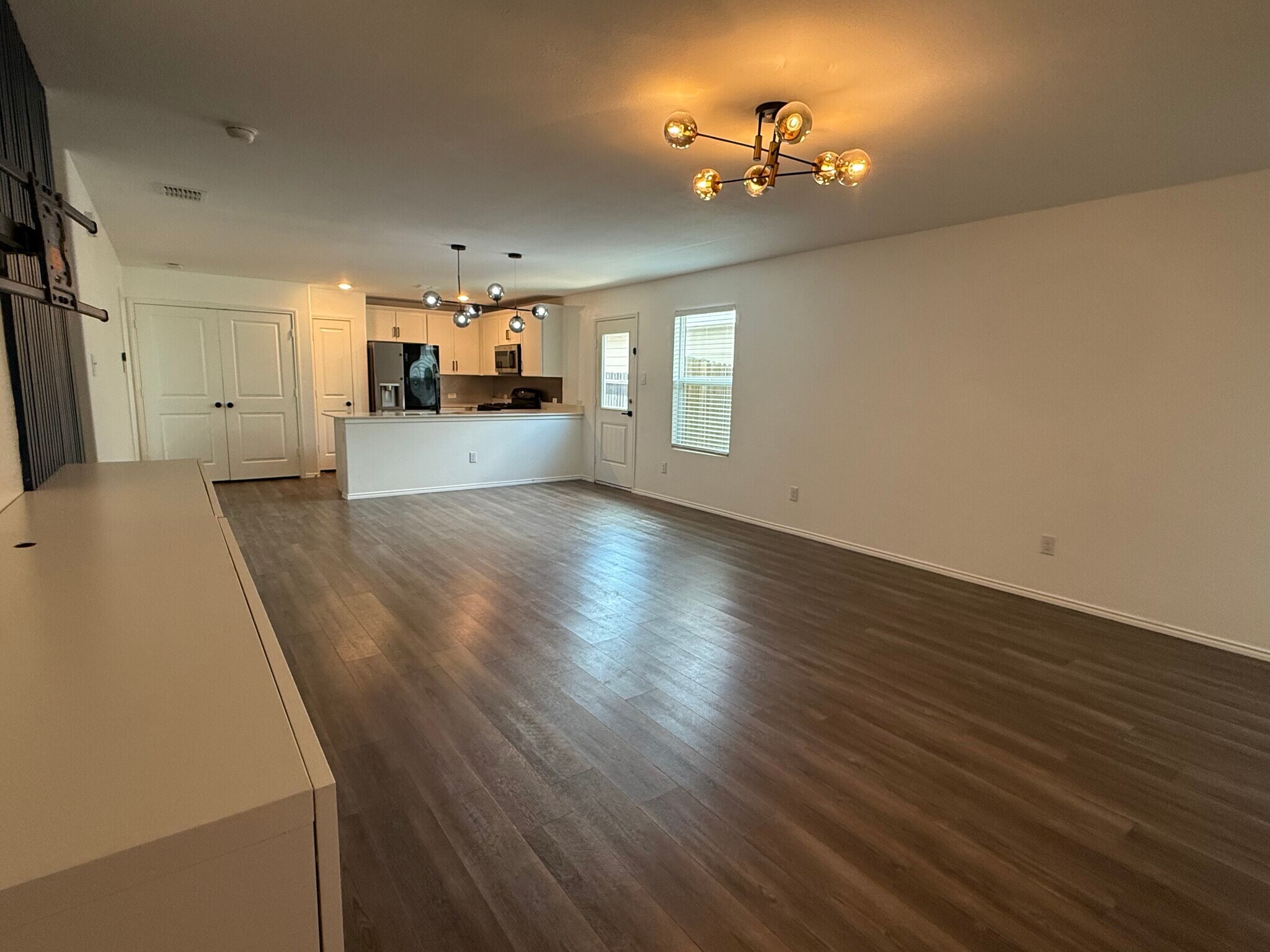 Building Photo - 7321 Woodpecker Dr