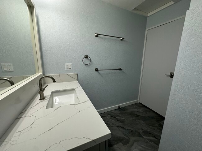 Building Photo - 45-410 Kuaua Way