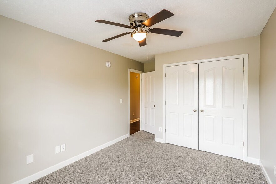 Building Photo - 906 Bexley Dr