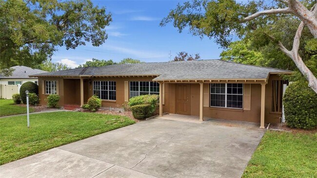 Building Photo - 808 N Mac Dill Ave