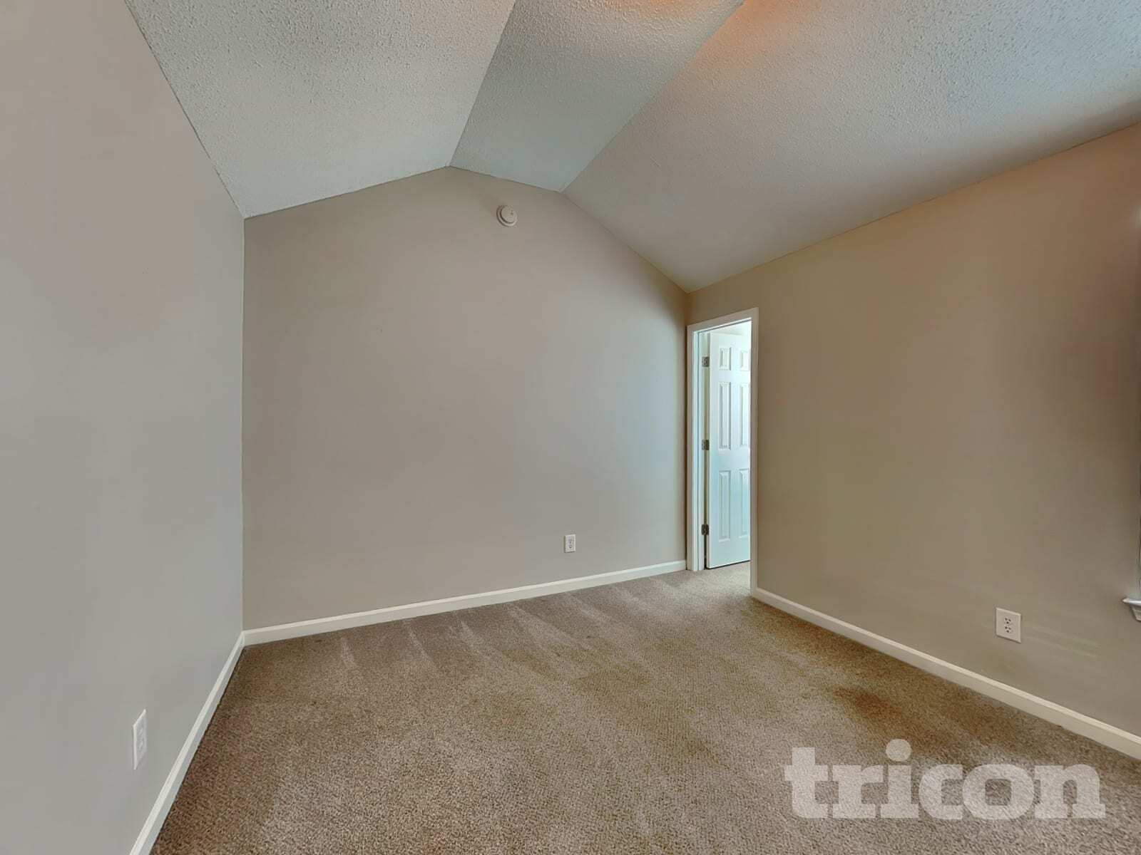 Building Photo - 300 Barshay Dr