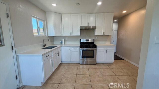 Building Photo - 12312 Loma Dr