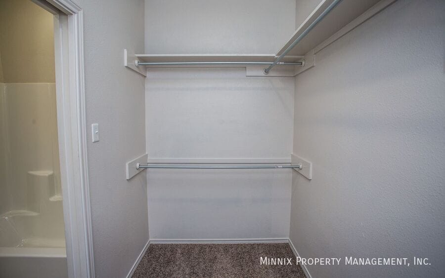 Building Photo - 12007 Englewood Ave