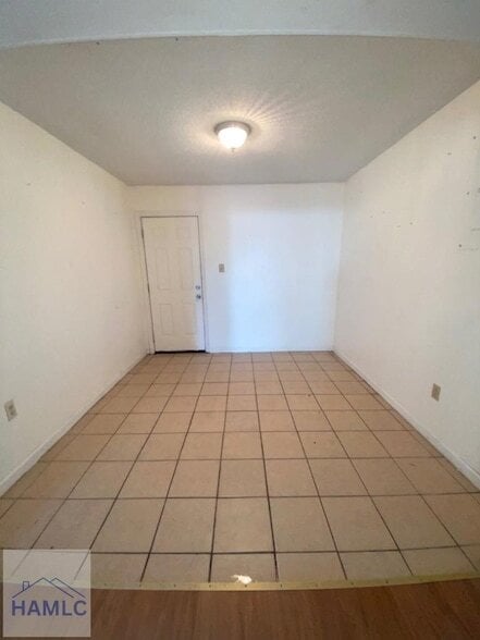 Building Photo - 108 Cherokee Cir