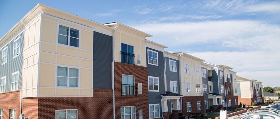 The Vue at Cornerstone - The Flats at Cornerstone (Student Housing)