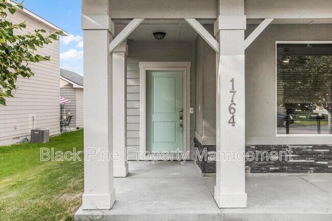 Building Photo - 1764 W Heavy Timber Dr