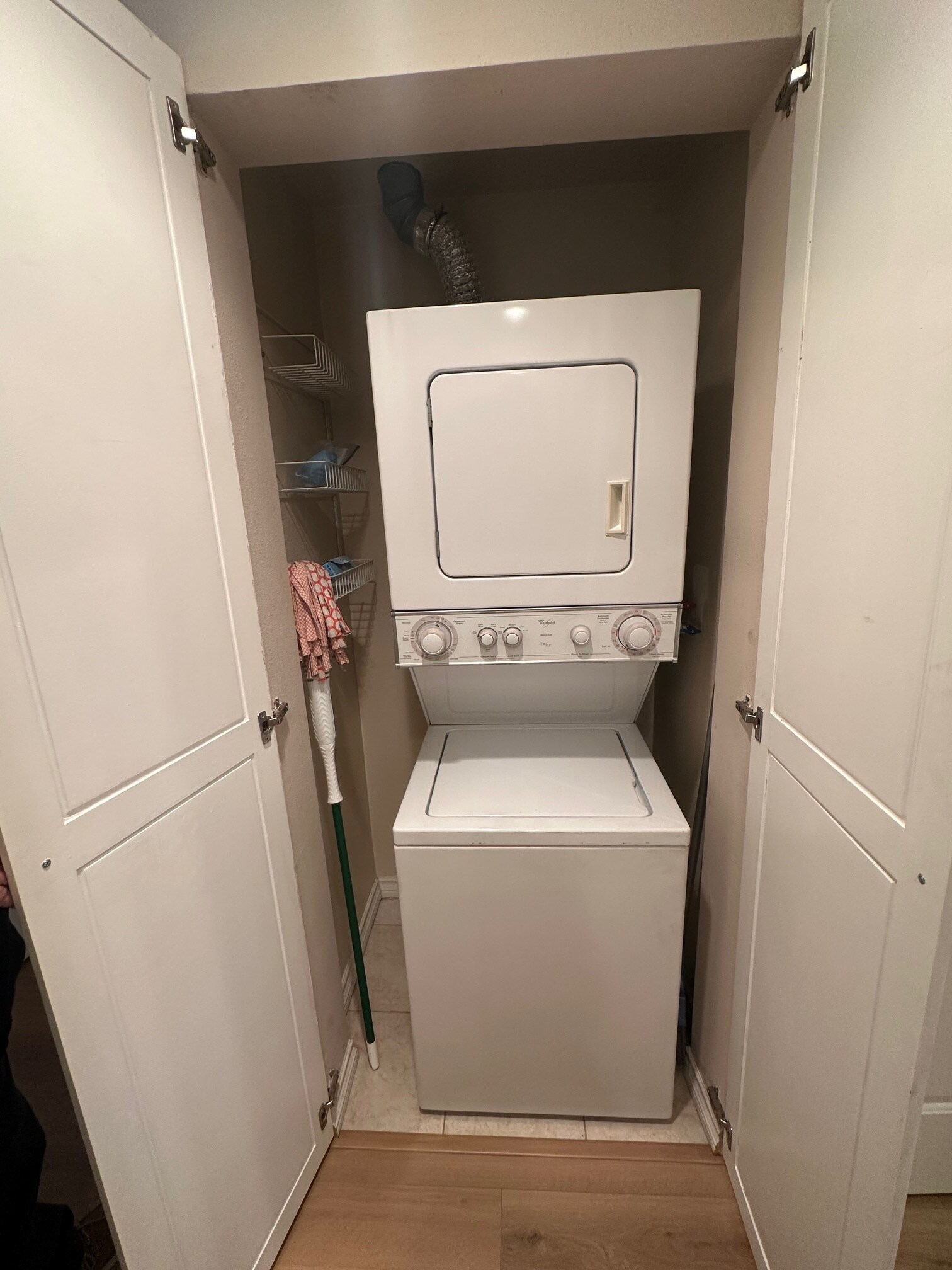 Building Photo - 2706 Honolulu Ave