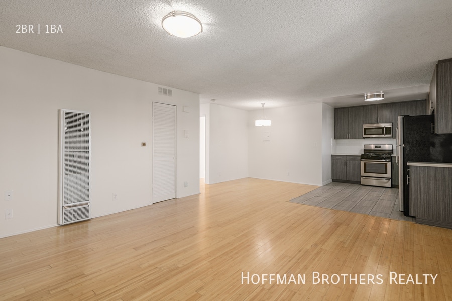 Building Photo - 5533 Barton Ave