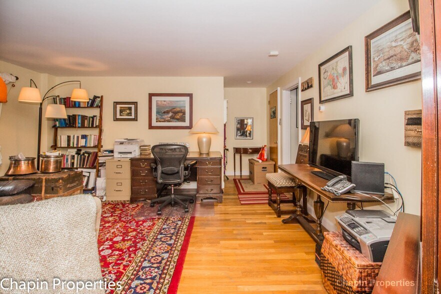 Building Photo - 79 Chestnut St